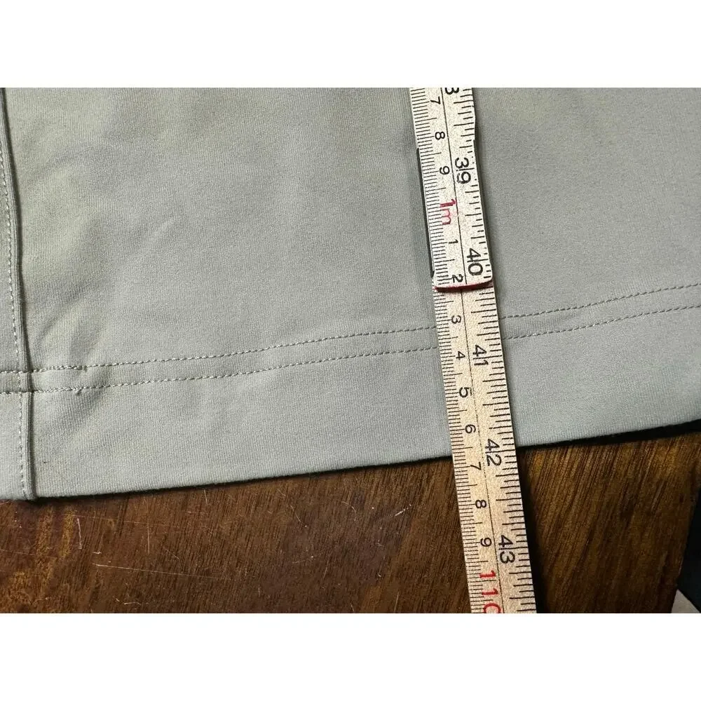 Public Rec Workday Short Chino Pants 28/32 Sage Green Preppy Office Performance